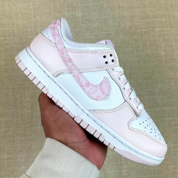 Nike Shoes - Nike dunk low pink